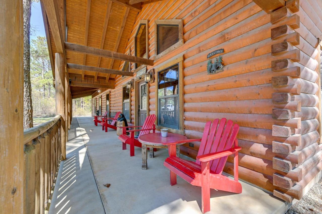 Broken Bow Cabin With Hot Tub And Deck - 4 Mi To Lake! Εξωτερικό φωτογραφία